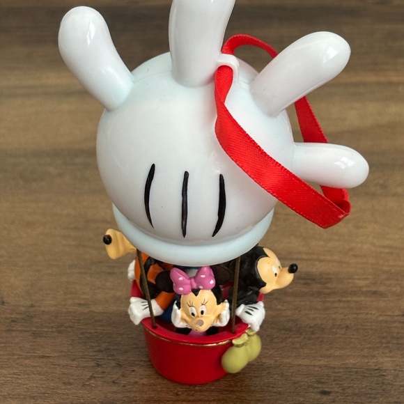 Disney Store MICKEY MOUSE HOT AIR BALLOON Friends Christmas Sketchbook Ornament - Picture 3 of 11